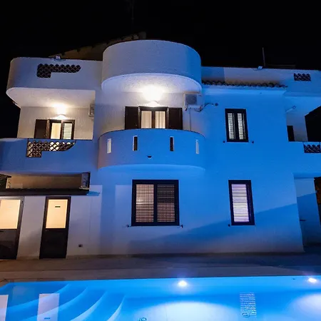 Marty Luxury B&B-3